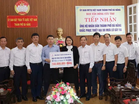 EVNNPT ủng hộ 6 tỉnh, thành phố miền Trung,Tây Nguyên khắc phục hậu quả thiên tai