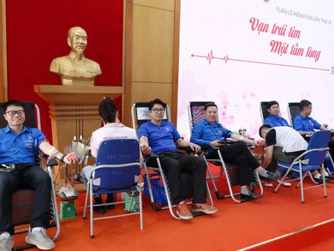 EVNNPT lan tỏa tinh thần nhân ái qua Tuần lễ hồng EVN lần thứ XI