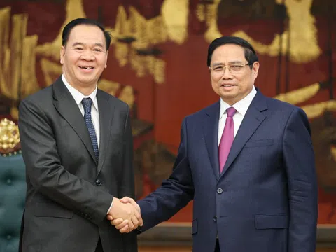 Thủ tướng Phạm Minh Chính tiếp Bộ trưởng Bộ Giáo dục và Thể thao Lào