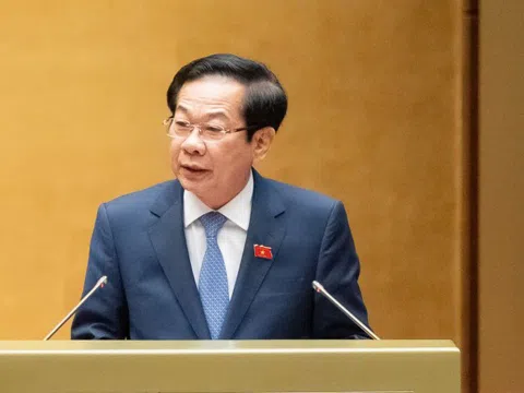 Bộ trưởng Bộ Nội vụ làm rõ về thời điểm đề xuất 5 bảng lương mới