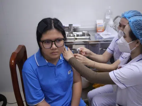 Đà Nẵng khởi động chương trình tiêm vắc-xin HPV miễn phí cho trẻ em gái