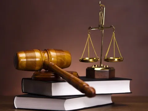 Vi phạm công bố thông tin, công ty Cơ khí Điện lực (PEC) bị 'tuýt còi'