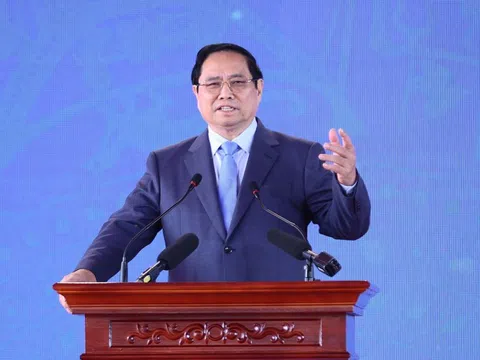 Thủ tướng Phạm Minh Chính: Khởi công nhiều dự án với tầm nhìn thế kỷ, "vượt thời đại"*