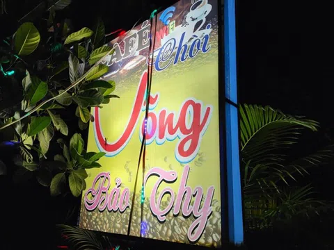 Phát hiện 3 nữ nhân viên bán dâm cho 2 khách nam tại quán cà phê chòi