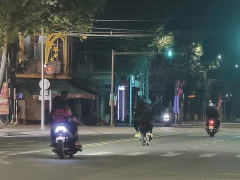 Tăng cường dẹp nạn "sửu nhi" phóng xe tốc độ cao, "nói chuyện" với nhau bằng hung khí