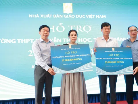 NXB Giáo dục Việt Nam trao tặng gần 19,7 tỷ đồng tiền sách