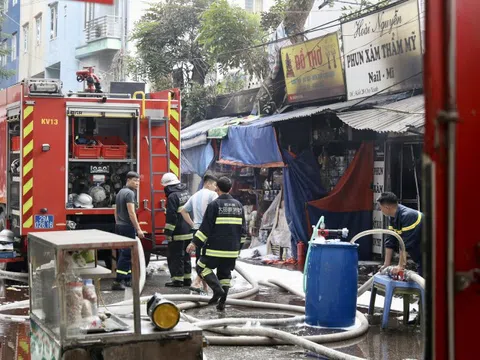 Hà Nội: Nhiều tiểu thương thiệt hại nặng nề sau vụ hoả hoạn
