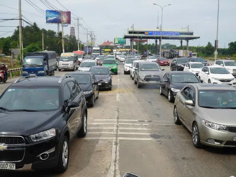 Công trình xây dựng gây cản trở trên QL51 (TP HCM): Sở Xây dựng đề nghị Công ty BVEC tháo dỡ trong tháng 12/2025