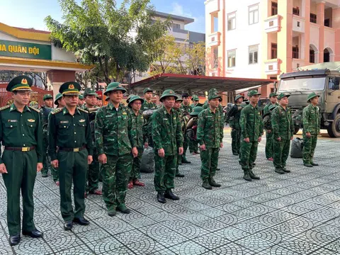 BĐBP Đà Nẵng xuất quân hỗ trợ xây dựng nhà ở cho nhân dân vùng biên giới