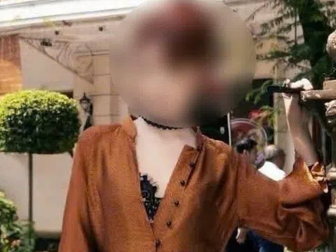 Áo dài cách tân xẻ ngực: Vì sao sáng tạo lại bị cộng đồng "ném đá"?