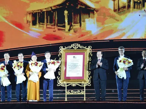 Quần thể di tích và danh thắng Yên Tử-Vĩnh Nghiêm-Côn Sơn, Kiếp Bạc đón nhận Bằng công nhận Di sản văn hóa thế giới