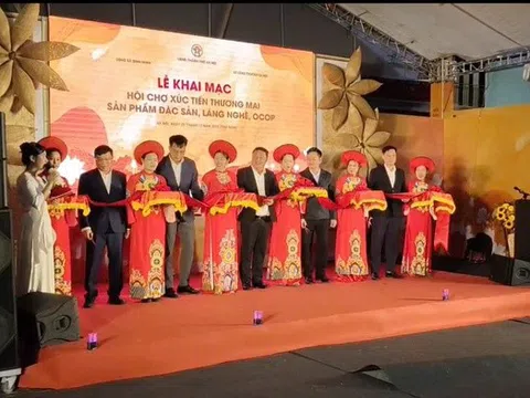 Hà Nội đẩy mạnh xúc tiến đặc sản, làng nghề và OCOP dịp cuối năm