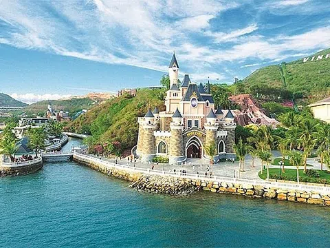 Vinpearl (VPL) bổ nhiệm bà Ngô Thị Hương làm Tổng Giám đốc, lãi 9 tháng hơn 400 tỷ đồng