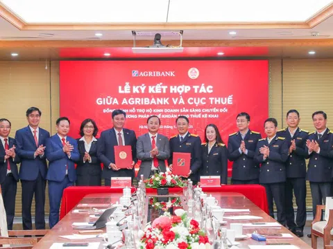 Agribank ‘bắt tay’ ngành Thuế, tăng tốc hỗ trợ hộ kinh doanh chuyển đổi