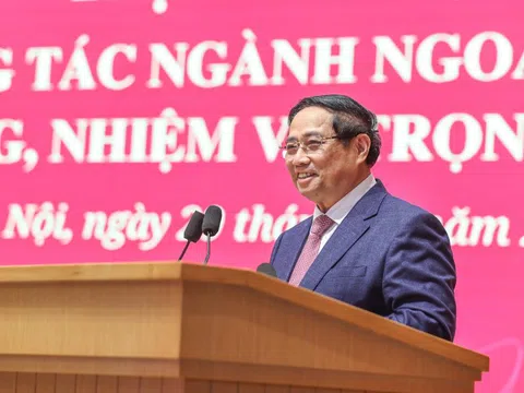 Thủ tướng: Củng cố vững chắc vành đai an ninh - phát triển của đất nước, giữ thế chủ động chiến lược