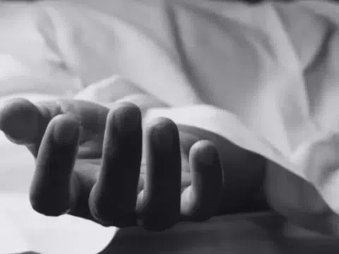 Người đàn ông 20 tuổi tử vong sau khi ăn món "vạn người mê" theo cách lạ