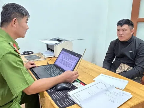 Vụ nam thanh niên dùng vật nhọn tấn công tài xế đang lái xe: "Tý hai lầu" khai gì?