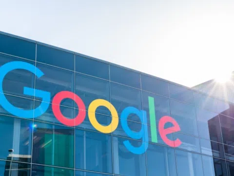 Cú 'lội ngược dòng' ngoạn mục tại Phố Wall: Đập tan nỗi sợ ChatGPT, cổ phiếu Google bứt phá 65% nhờ vũ khí Gemini