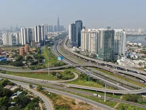 Siêu chu kỳ đầu tư công 350 tỷ USD: Dòng tiền khổng lồ kích hoạt 'đại công trường' hạ tầng quốc gia