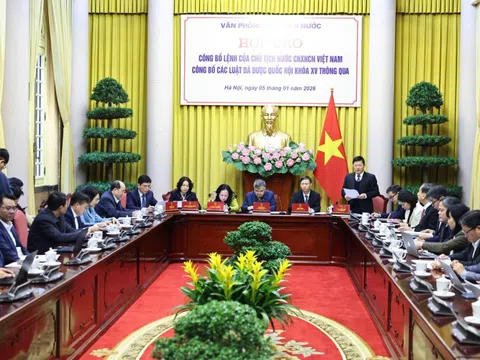 Công bố Lệnh của Chủ tịch nước về 13 luật