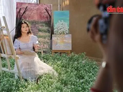 Người vẽ lại thanh xuân cho những tâm hồn từng tự ti