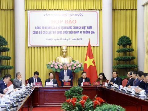 Công bố Lệnh của Chủ tịch nước về nhiều luật mới liên quan đến giáo dục, báo chí
