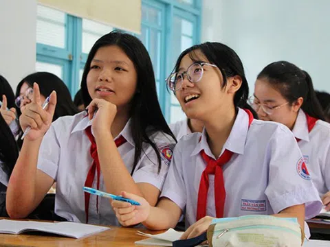 Ít nhất 70% học sinh vào lớp 10 công lập ở Tp.HCM: Cánh cửa rộng mở hay cuộc cạnh tranh mới?