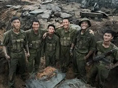 Nâng chất điện ảnh Việt - Bài 1: Cạnh tranh từ phòng vé đến nền tảng số