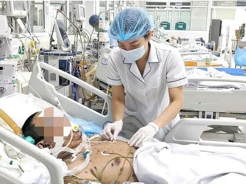 Điều trị sai cách khi mắc bệnh truyền nhiễm, bệnh nhân 36 tuổi suy hô hấp nặng