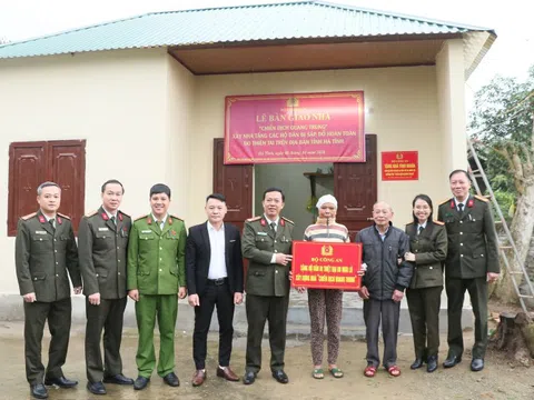 “Chiến dịch Quang Trung” ở Hà Tĩnh-Kỳ 1: Dựng nhà bằng mệnh lệnh từ trái tim