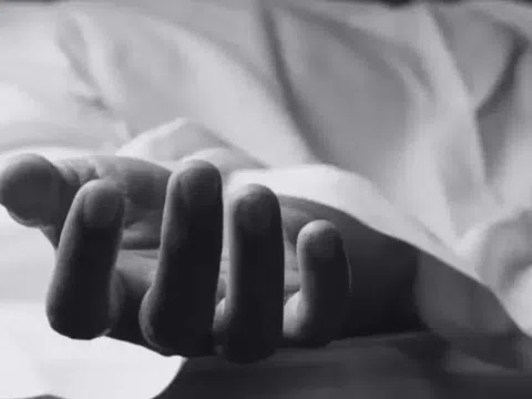 Người đàn ông 55 tuổi nguy kịch sau khi ăn món "vạn người mê"