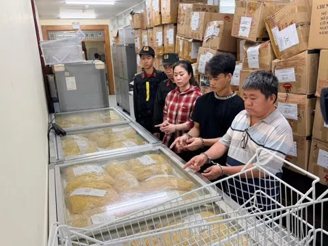 Triệt phá đường dây sản xuất mì sợi sử dụng hóa chất độc hại