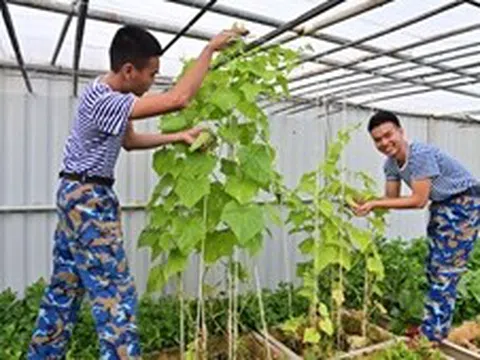 Những ‘cột mốc sống’ canh giữ biển trời Tổ quốc: Bài 1- Bản lĩnh và tinh thần thép của những chiến sĩ nhà giàn