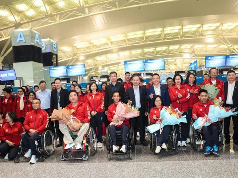 Đoàn thể thao người khuyết tật Việt Nam lên đường tham dự ASEAN Para Games 13