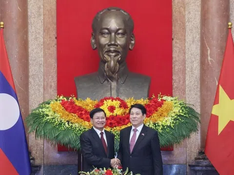 Chủ tịch nước Lương Cường hội kiến Tổng Bí thư, Chủ tịch nước Lào