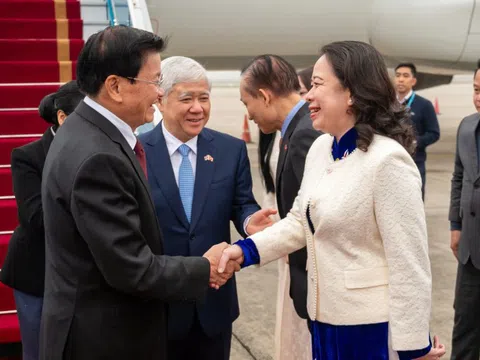 Tổng Bí thư, Chủ tịch nước Lào bắt đầu thăm cấp Nhà nước tới Việt Nam