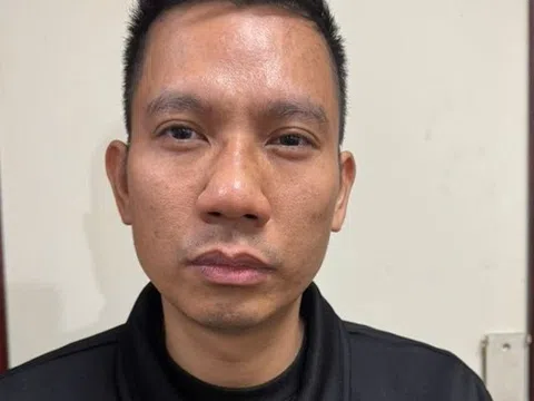 Bắt "tú ông" môi giới mại dâm phục vụ quý bà