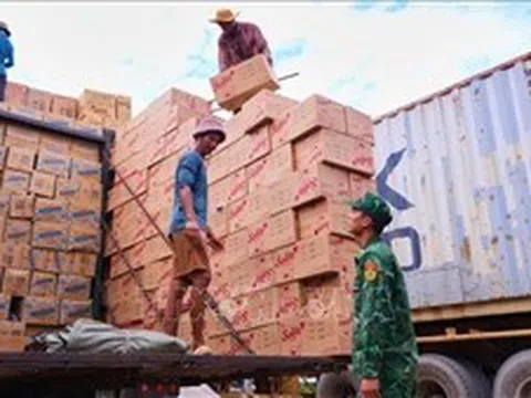 Thành lập đoàn kiểm tra đôn đốc chống buôn lậu dịp Tết Nguyên đán