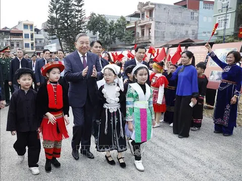 Tổng Bí thư Tô Lâm: Tiếp tục chung sức, đồng lòng đưa Cao Bằng tiến lên vững chắc