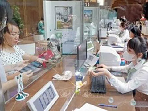 Tín dụng tăng cao: Dòng vốn mở rộng nhanh, áp lực điều hành gia tăng