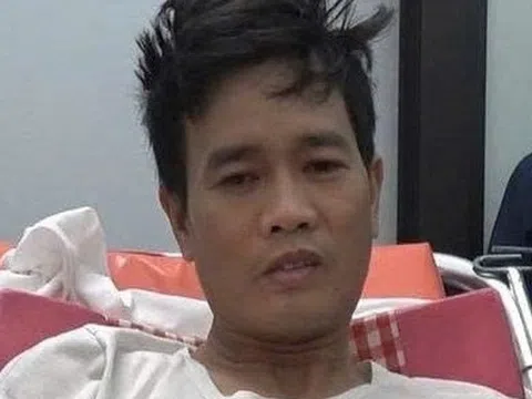 Vừa ra tay sát hại vợ, người đàn ông bị rắn độc cắn hôn mê