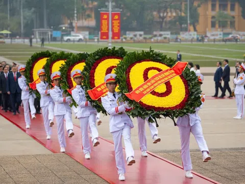 Lãnh đạo Đảng, Nhà nước vào Lăng viếng Chủ tịch Hồ Chí Minh nhân kỷ niệm 96 năm Ngày thành lập Đảng Cộng sản Việt Nam