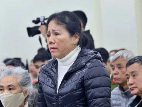 Nhận 10 tỷ đồng từ công ty dược, nữ giám đốc bệnh viện khai "chỉ giữ hộ"