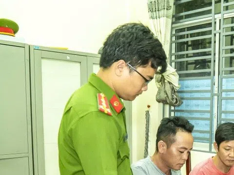 Mâu thuẫn tiền karaoke, 2 đối tượng truy sát bạn nhậu giữa quốc lộ