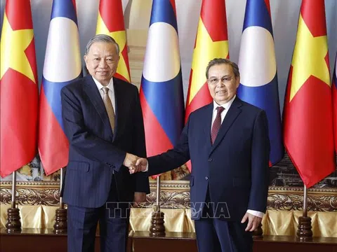 Tổng Bí thư Tô Lâm hội kiến Chủ tịch Quốc hội Lào