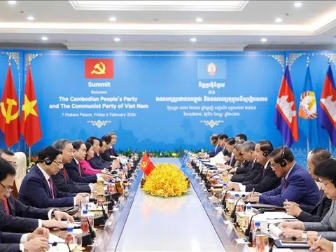 Tổng Bí thư Tô Lâm hội kiến Samdech Techo Hun Sen