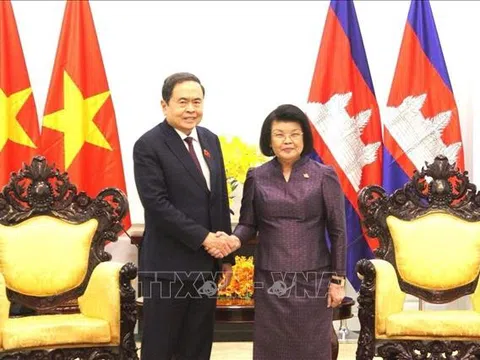 Chủ tịch Quốc hội Trần Thanh Mẫn hội kiến Chủ tịch Quốc hội Campuchia Khuon Sudary