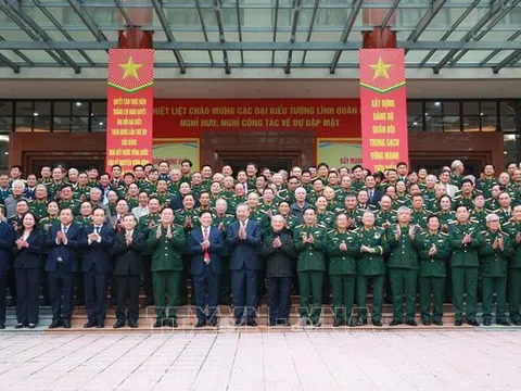 Tổng Bí thư Tô Lâm gặp mặt đại biểu tướng lĩnh quân đội nghỉ hưu, nghỉ công tác