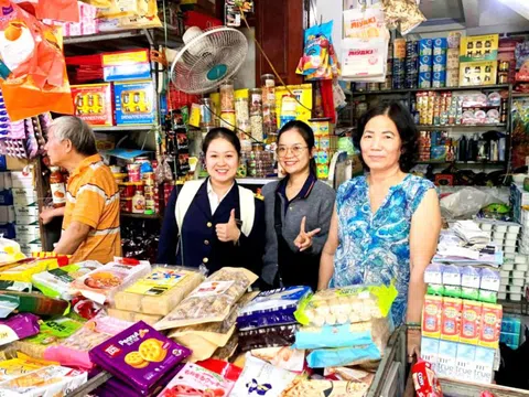 Tết đến, thuế “lên app”: Tiểu thương Huế cảm xúc đan xen