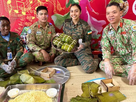 Tết Việt của những chiến sĩ mũ nồi xanh giữa ‘chảo lửa’ Abyei